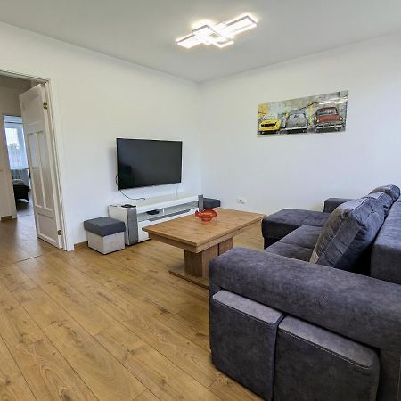 Lovely 2-Bedroom Flat In The Heart Of Druskininkai Dış mekan fotoğraf