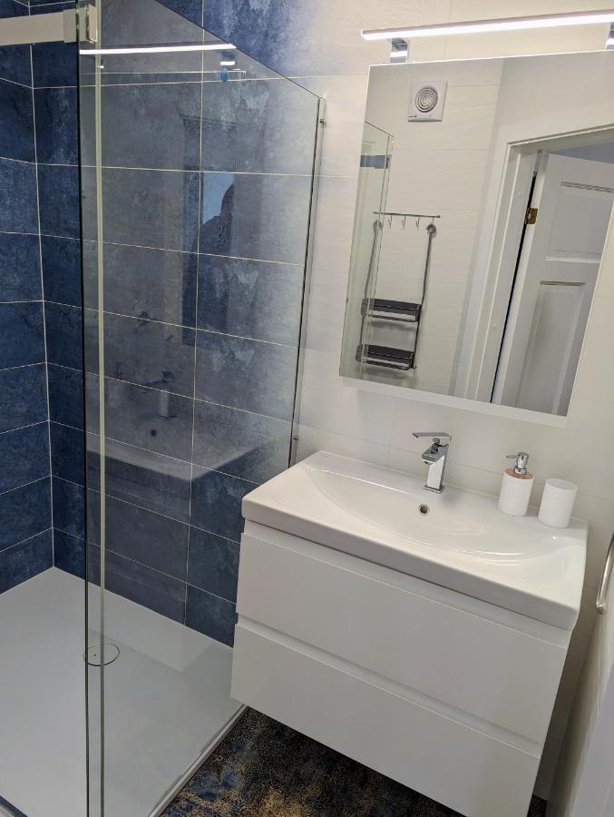 Lovely 2-Bedroom Flat In The Heart Of Druskininkai Dış mekan fotoğraf